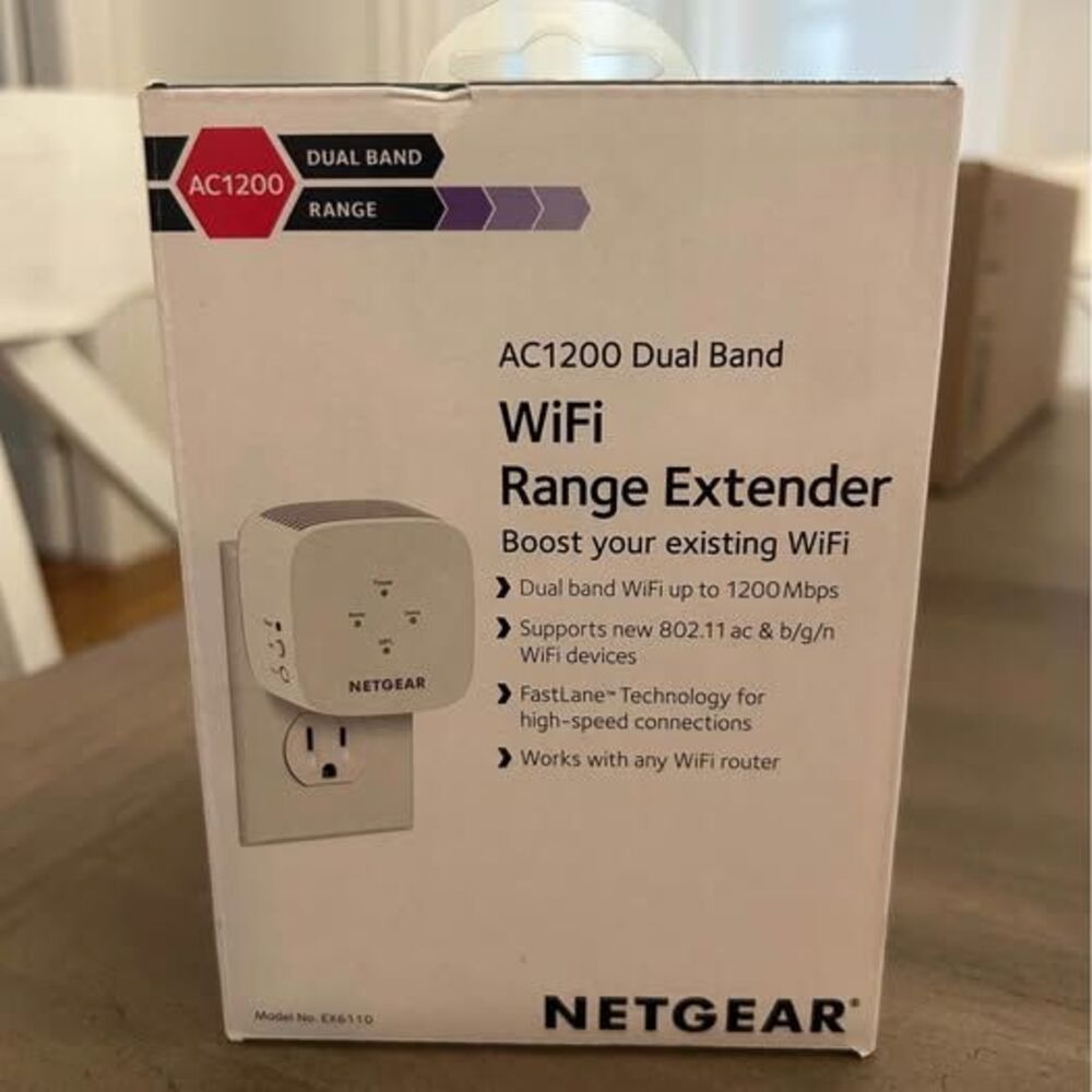 NETGEAR EX6110 AC1200 WiFi Range Extender Dual Band Wireless Booster Open Box